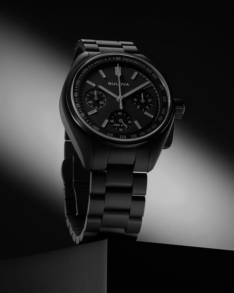 Lunar Pilot Black Hole 41.2 mm – Black on Bracelet – Trifecta