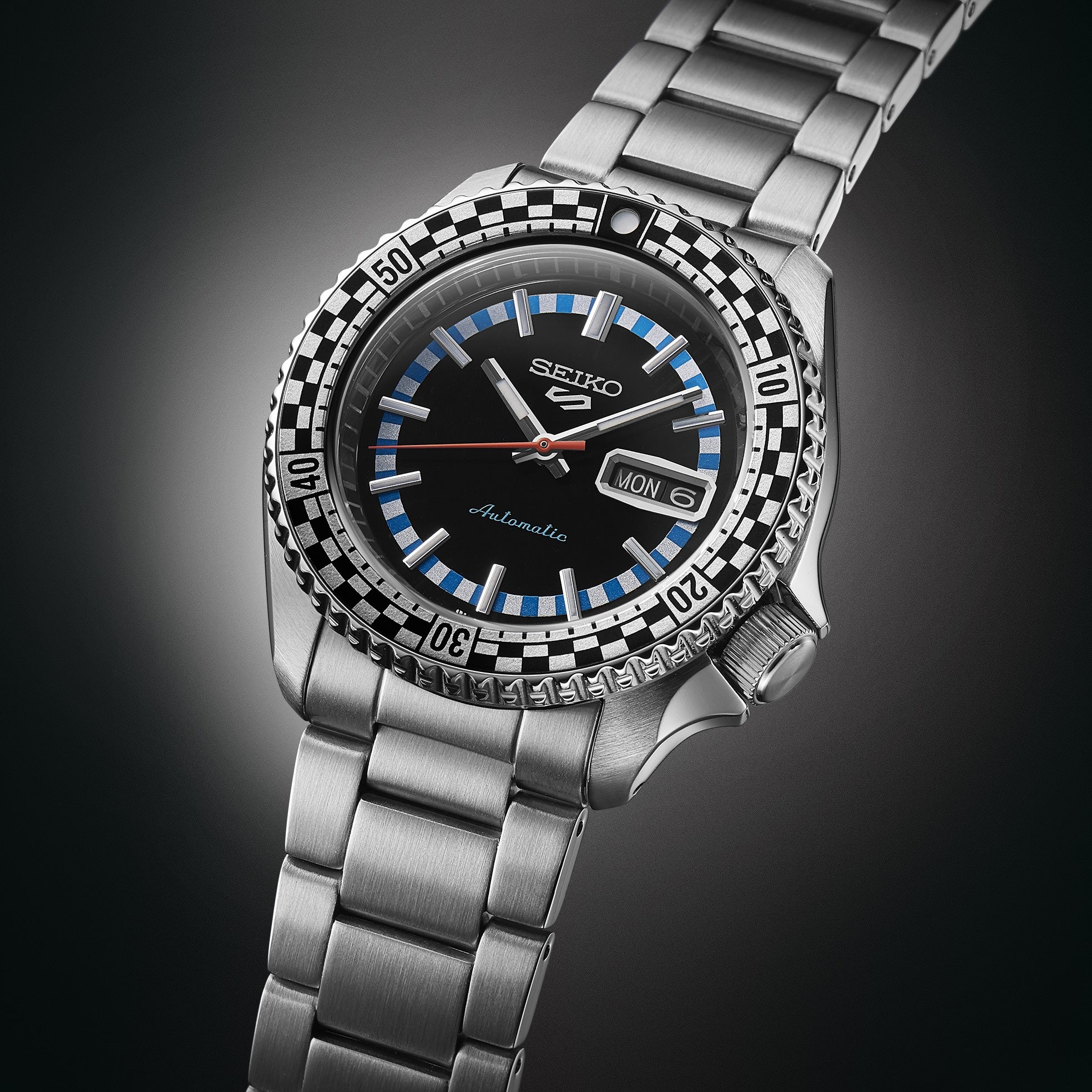 Seiko 5 Sports Checker Flag Special Edition Black on Bracelet – Trifecta