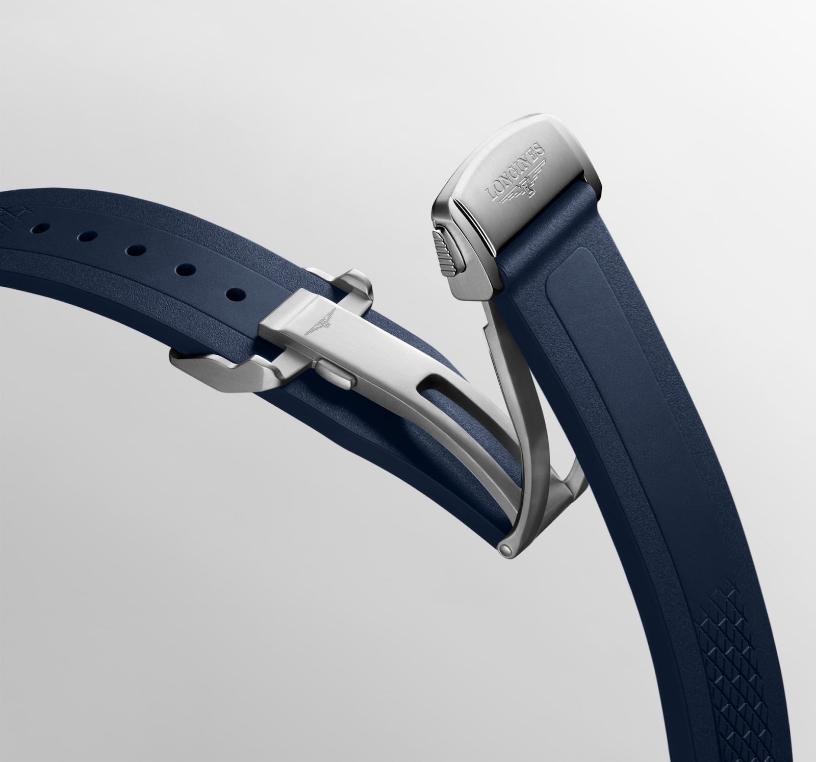 Conquest Auto 38 mm Blue on Rubber Strap * – Trifecta