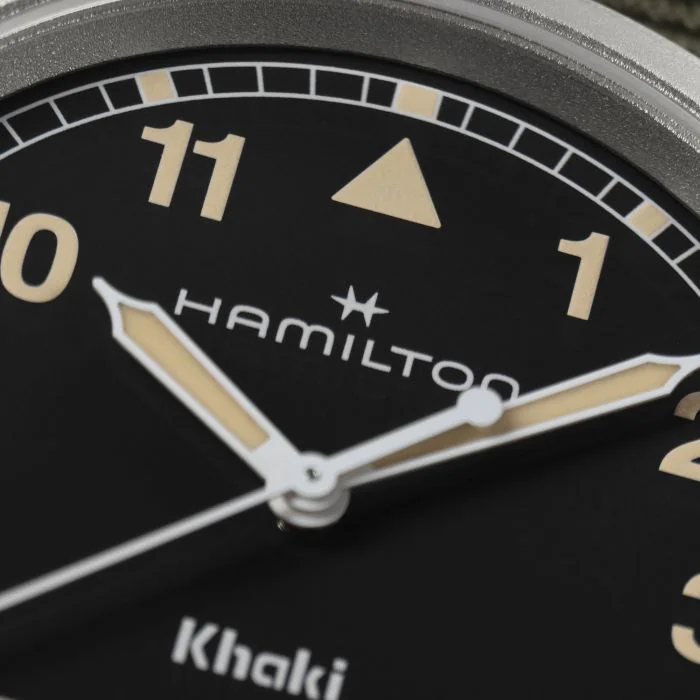 Hamilton KHAKI ブラック 33mm Khaki Field Quartz 33mm | Hamilton Watch - H69301430