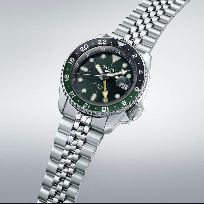 Seiko 5 Sports SKX Sports Style GMT Green