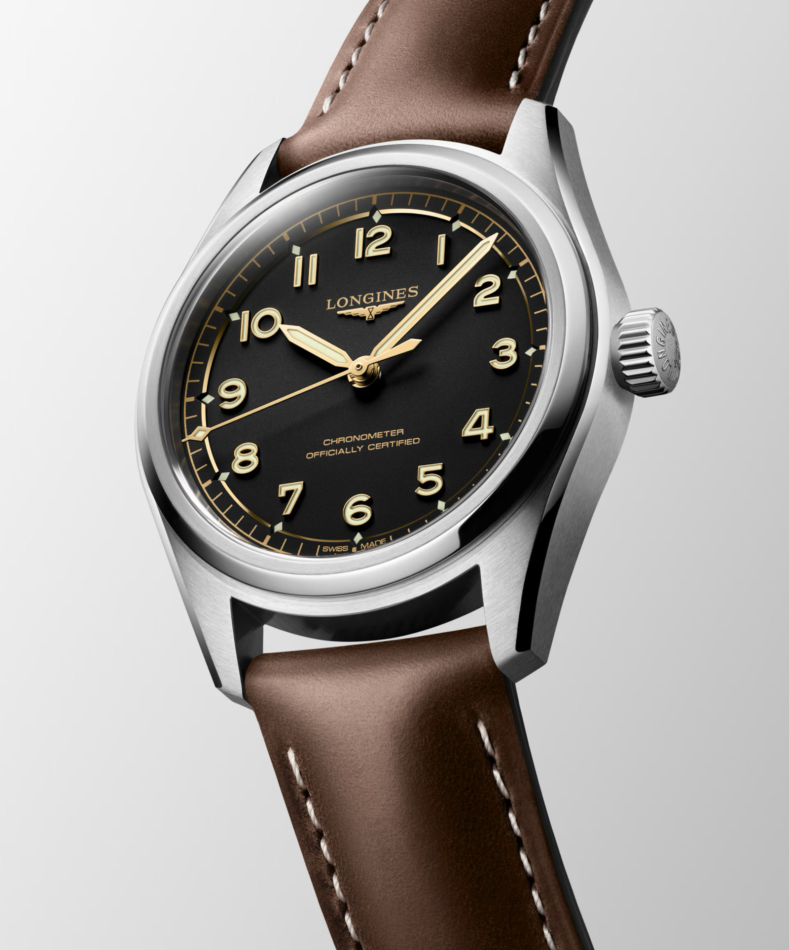 Spirit Pilot 39 mm Black on Strap – Trifecta
