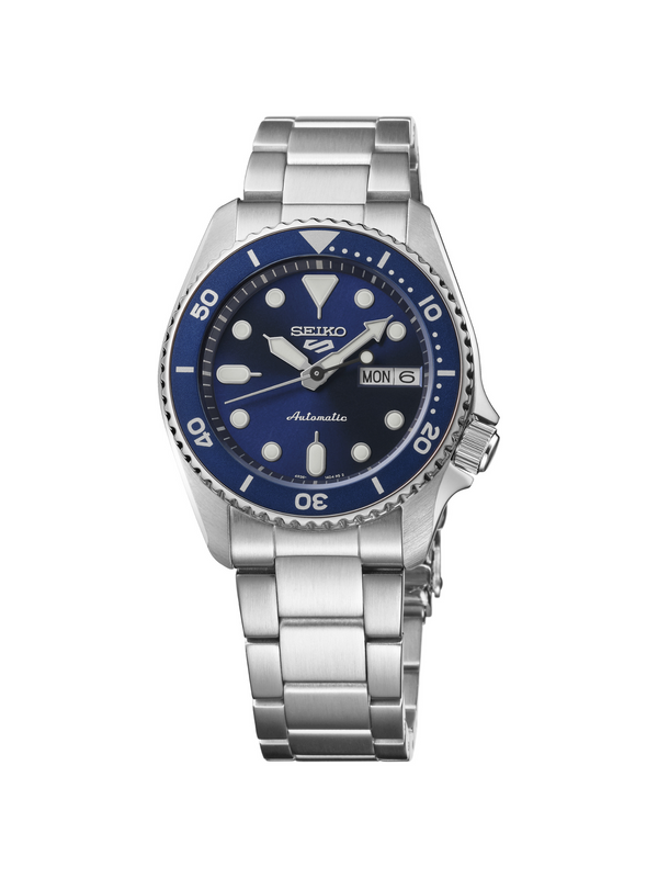 5 Sports SKX Navy on Bracelet