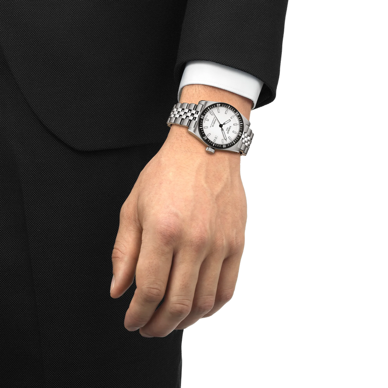 PR516 Powermatic 80 Automatic 38 mm White on Bracelet – Trifecta
